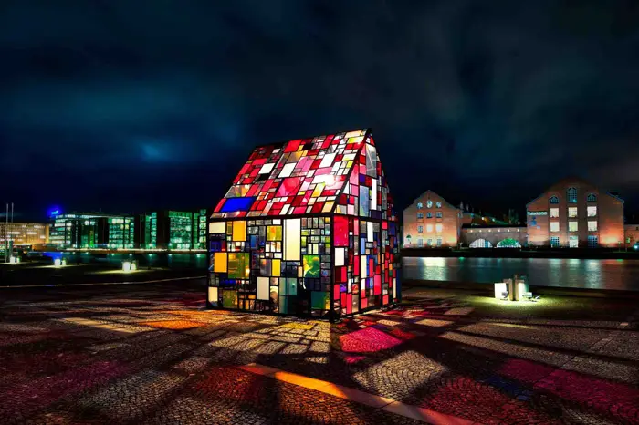 Verified artwork image for Kolonihavehus