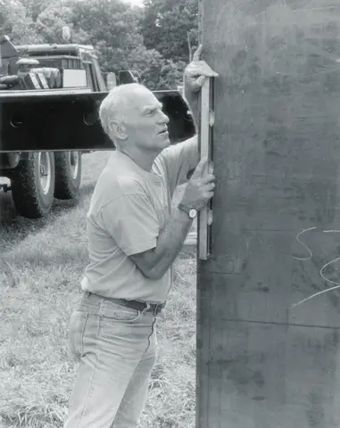 Representative artist / studio image for Richard Serra